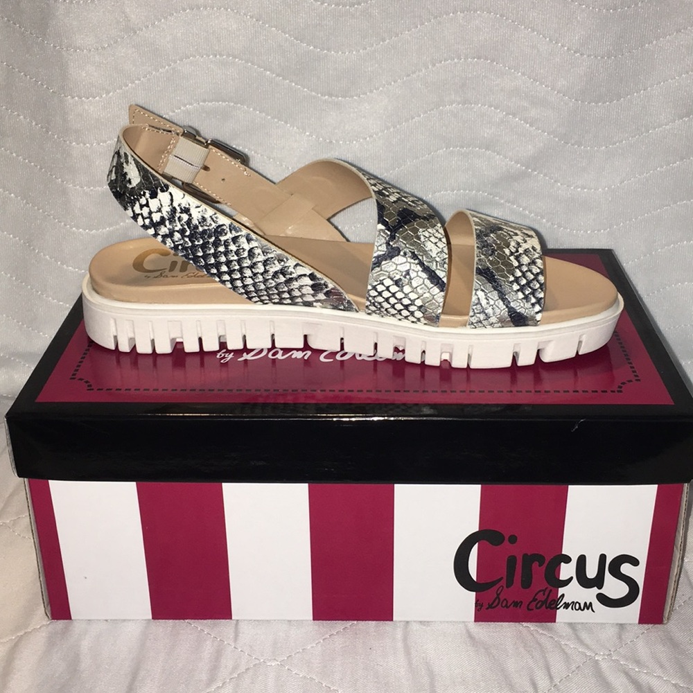 NWT Circus by Sam Edelman Snake Print Sandal Sz6.5 - Picture 3 of 7